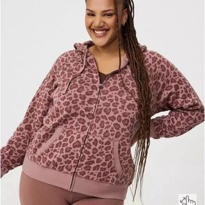 Chic Leopard Print Zip-Up Hoodie